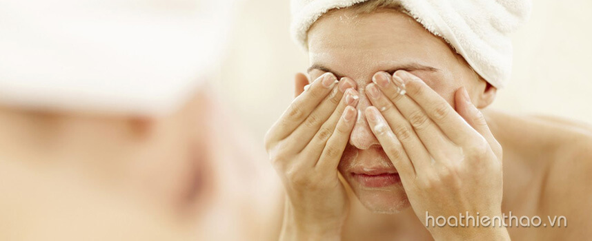 Điểm mặt những sai lầm chăm sóc da mùa hè - Hoa Thiên Thảo